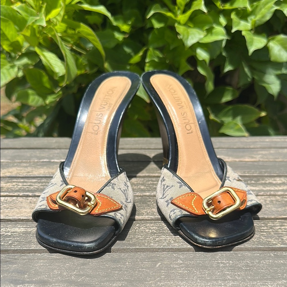 Louis Vuitton Black and Tan Heels with Bow Accent